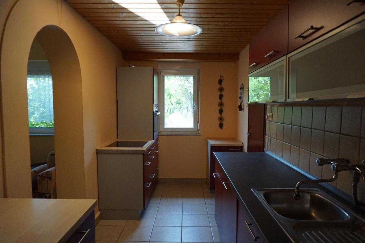 Вилла Ferienhaus Plattensee/Balaton Szolad Экстерьер фото
