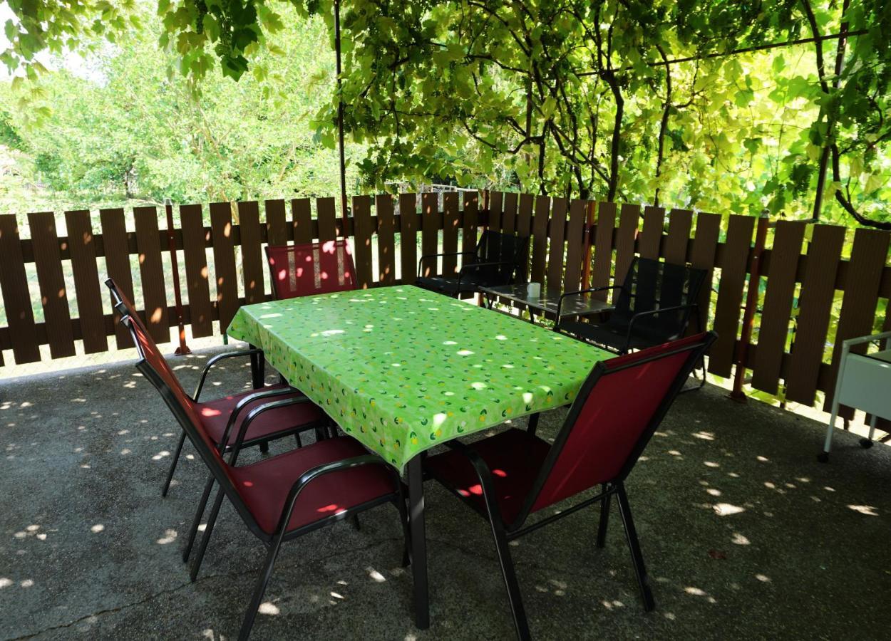 Вилла Ferienhaus Plattensee/Balaton Szolad Экстерьер фото