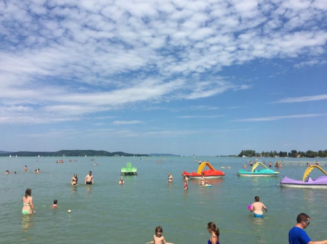 Вилла Ferienhaus Plattensee/Balaton Szolad Экстерьер фото